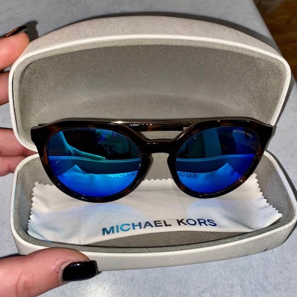 Michael Kors Sunglasses - Picture 1 of 2